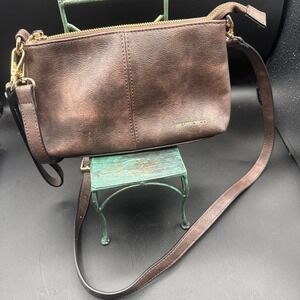 Westbronco Women's Brown & Gold Faux Leather Adjustable Strap Crossbody Bag